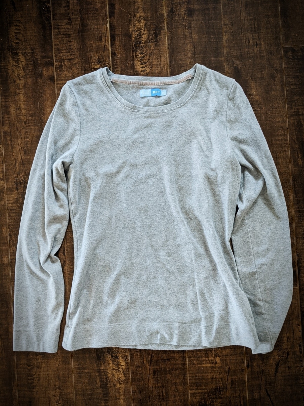2 X Denver Hayes Light Gray Long Sleeve Crewneck Tee